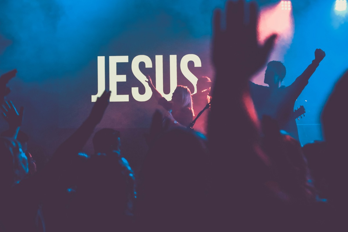 Worship-avond met sfeerlicht